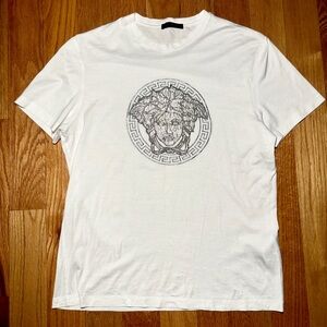 Versace Silver Medusa Tshirt 🔥